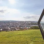 Host & Stay - Caedmon House